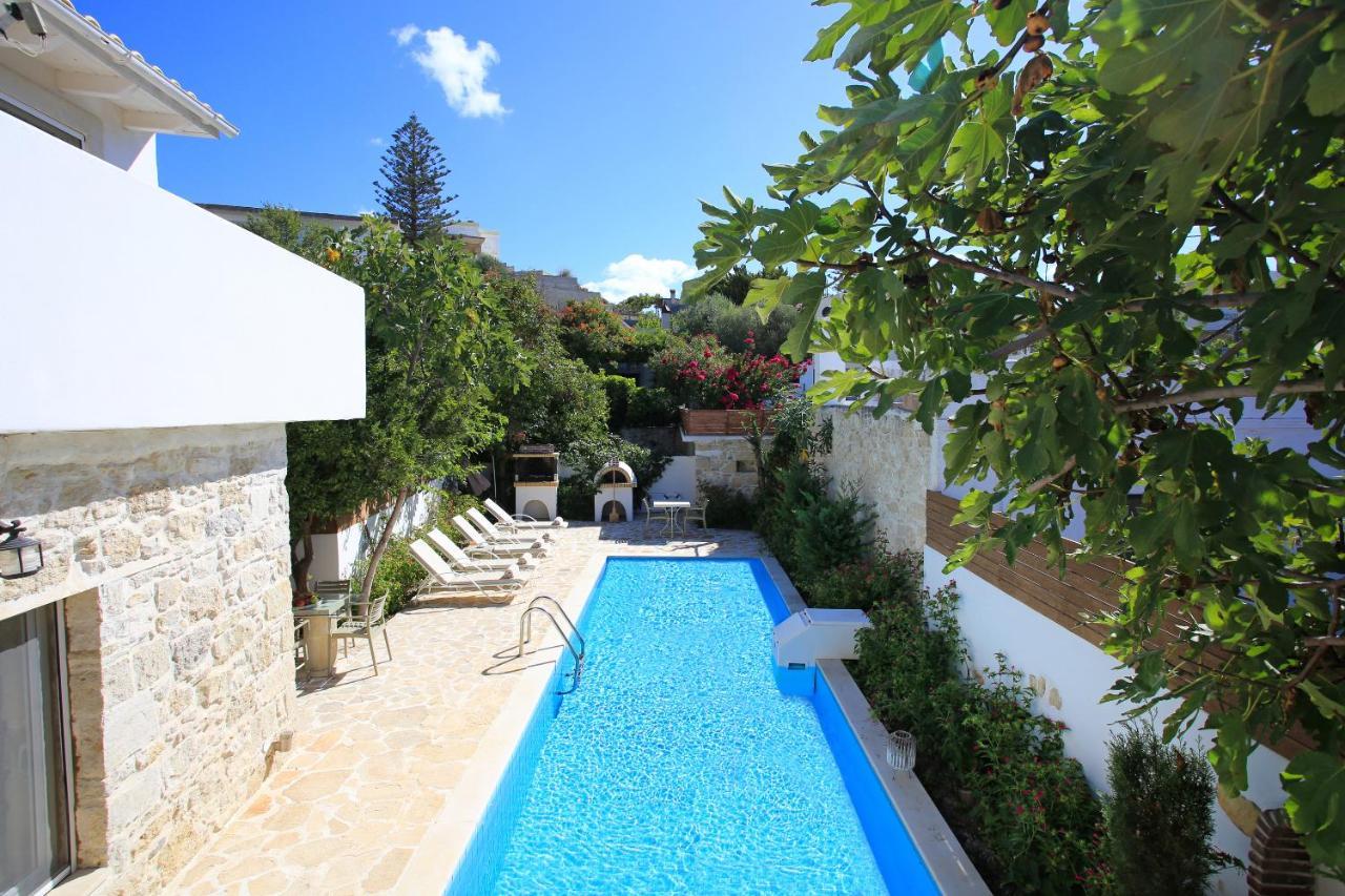 קמילרי Villa Oasis מראה חיצוני תמונה