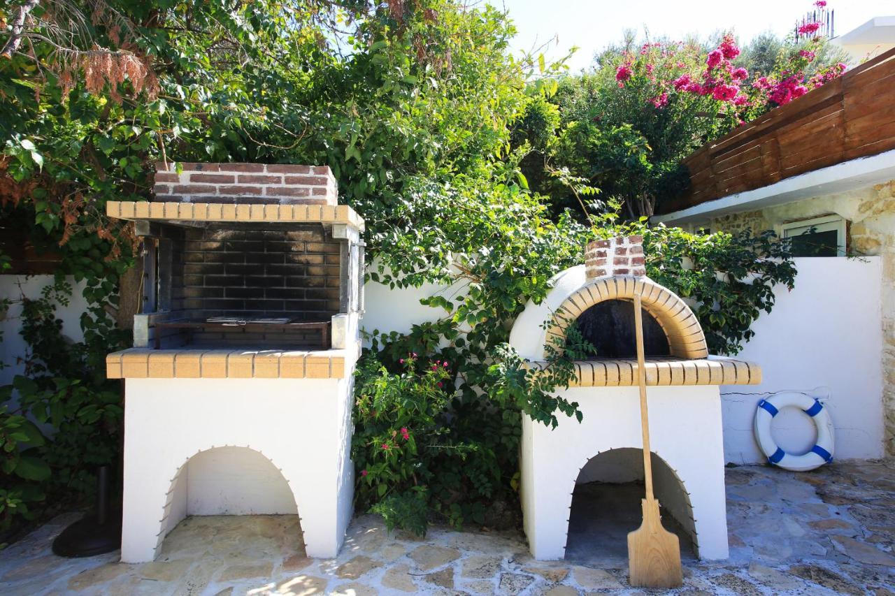 קמילרי Villa Oasis מראה חיצוני תמונה