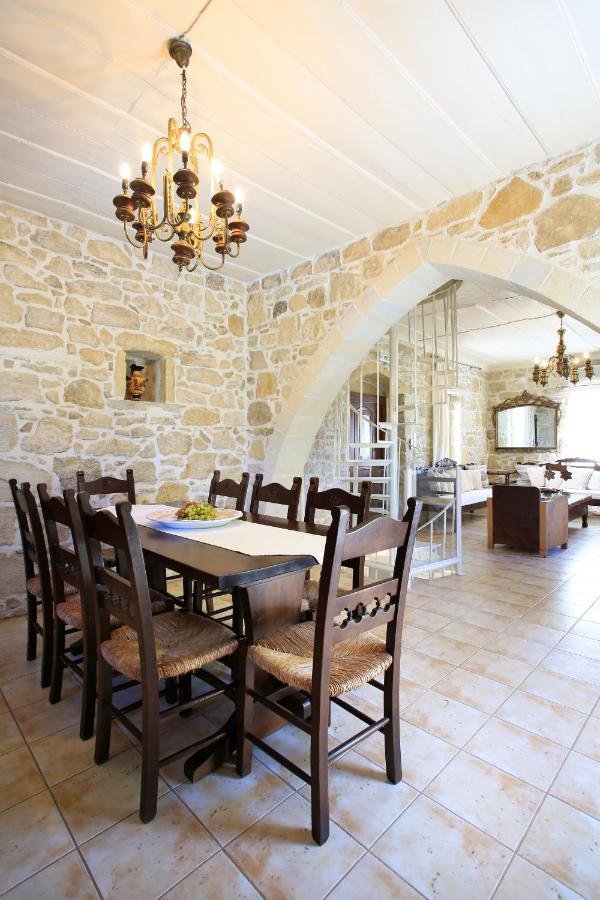 קמילרי Villa Oasis מראה חיצוני תמונה